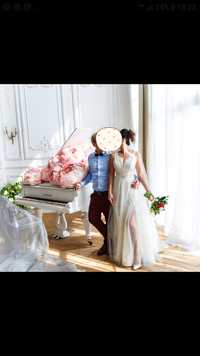 Свадебное, вечернее платье со шлейфом невенчаное (белое, айвори)