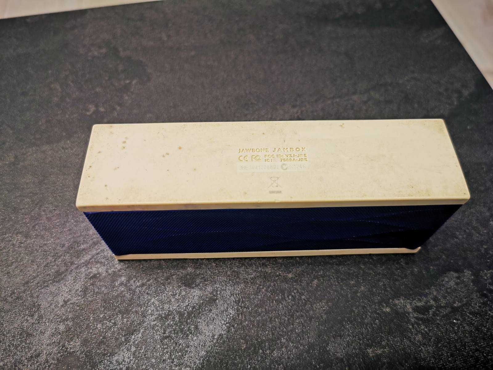 Продам оригинальную bluetooth акустическую систему Jawbone Jambox