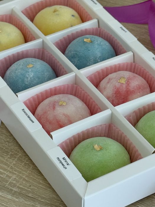 Макарон та моті до дня Святого Миколая