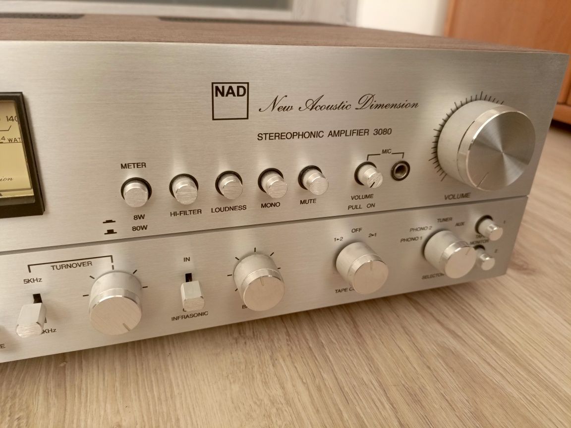 Wzmacniacz NAD 3080 silver ideał
