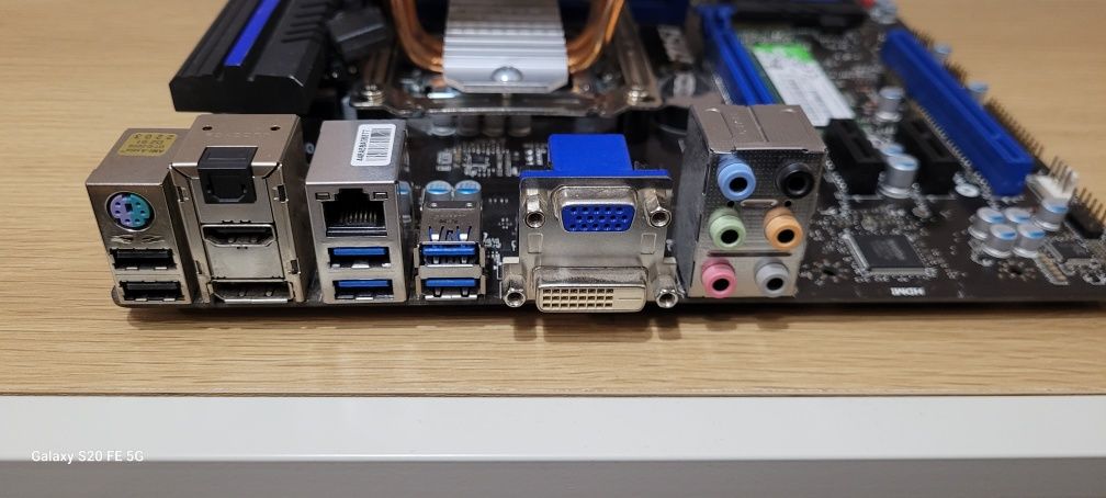 Intel I5-4690k 16GB MSI Z97M-G43