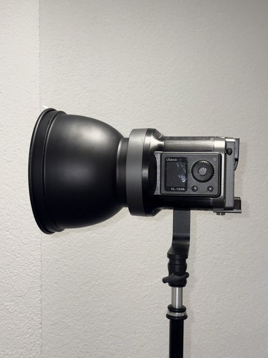 Lampa Ulanzi VL-120 BI używana