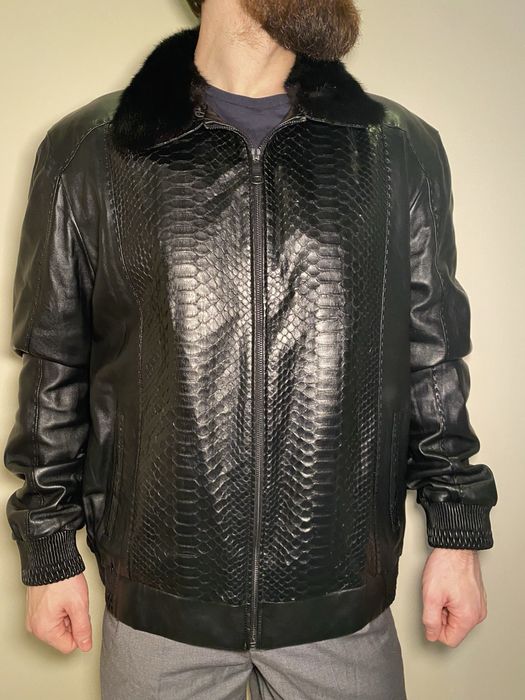 Шкіряна курточка