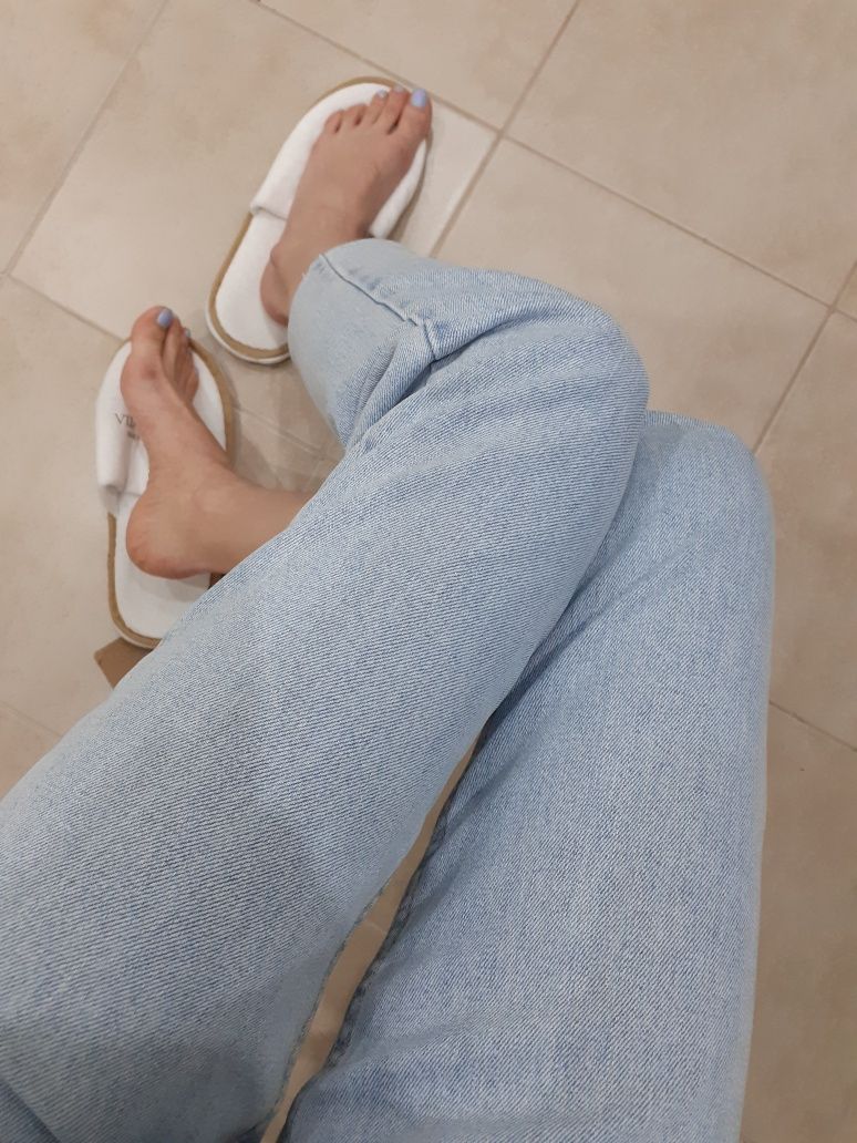 Błękitne spodnie dżinsowe Baby blue 3/4 lenght cotton jeans