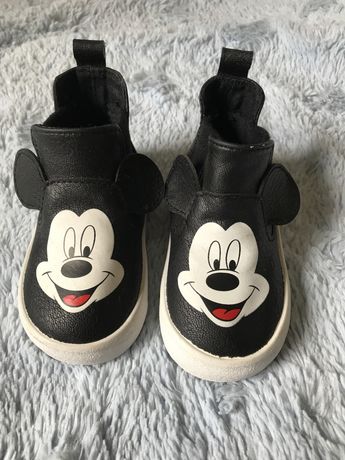 Buty H&M mickey mouse 18/19