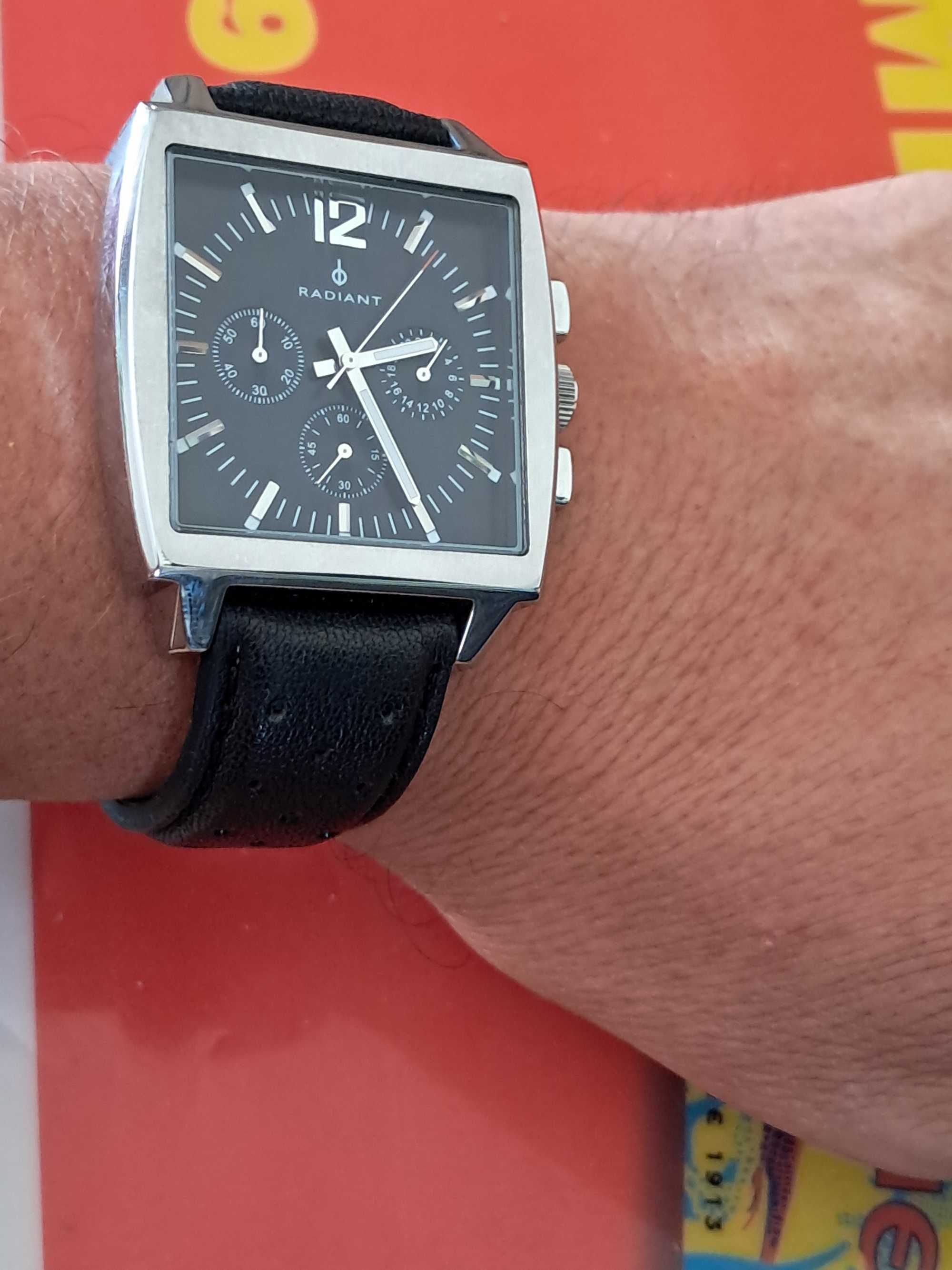 radiant chronograph de quartz