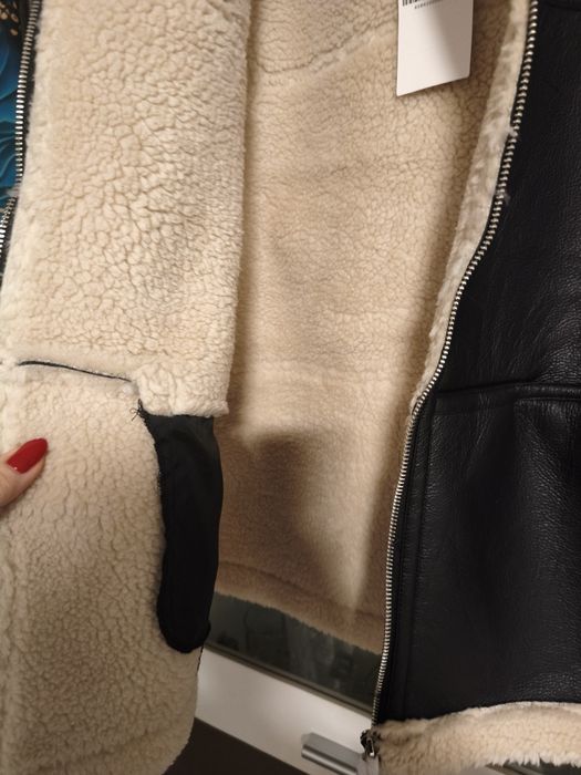 Kurtka z eco skóry ocieplana