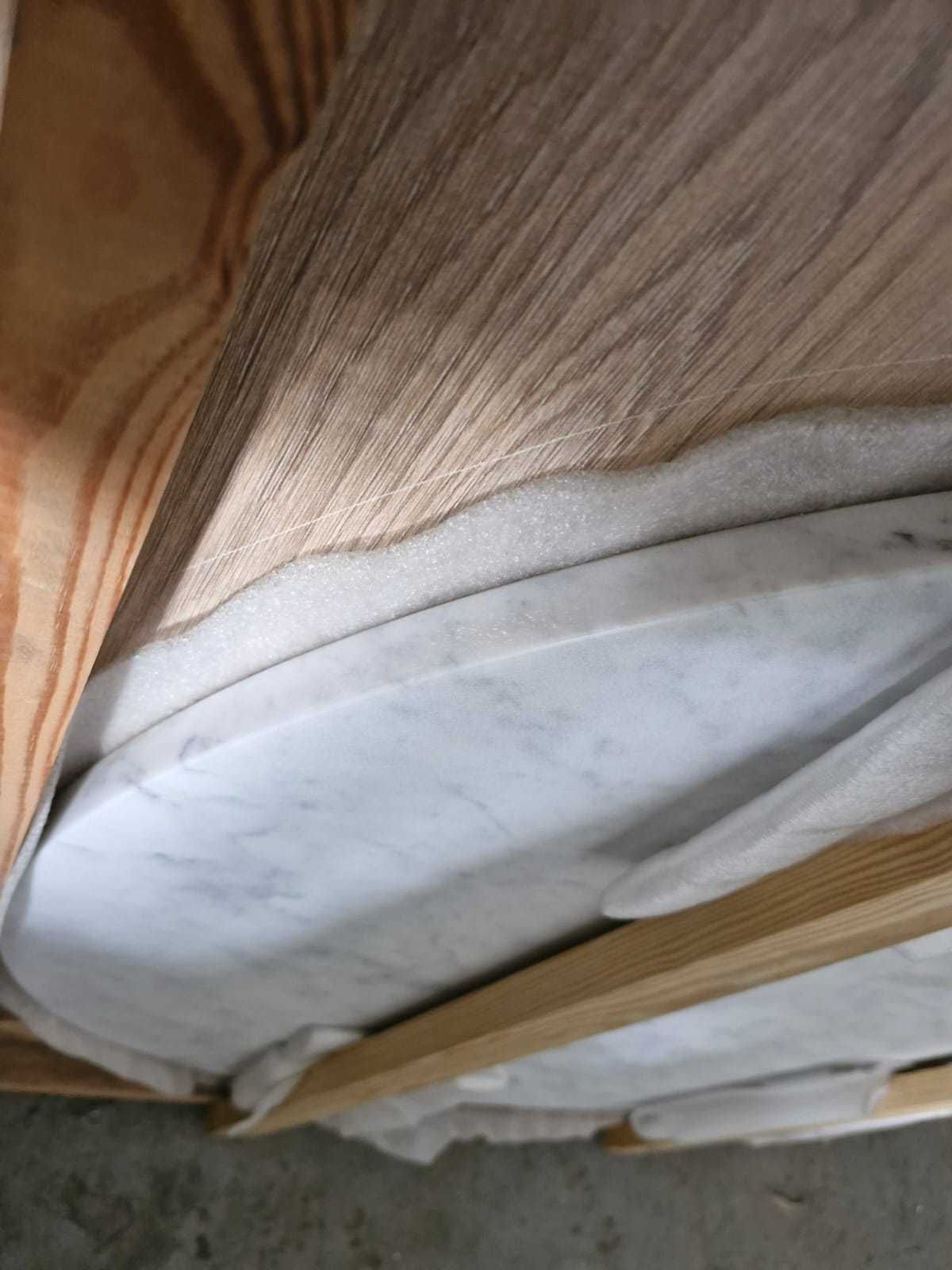 Okrągły blat stolikowy z marmuru Bianco Carrara 80 cm średnicy - 8 szt