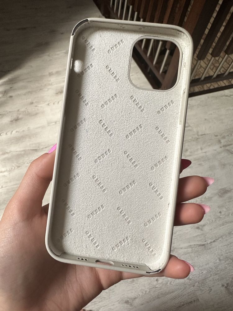Case etui oryginalne Guess iphone 12 pro beżowy pudrowy róż