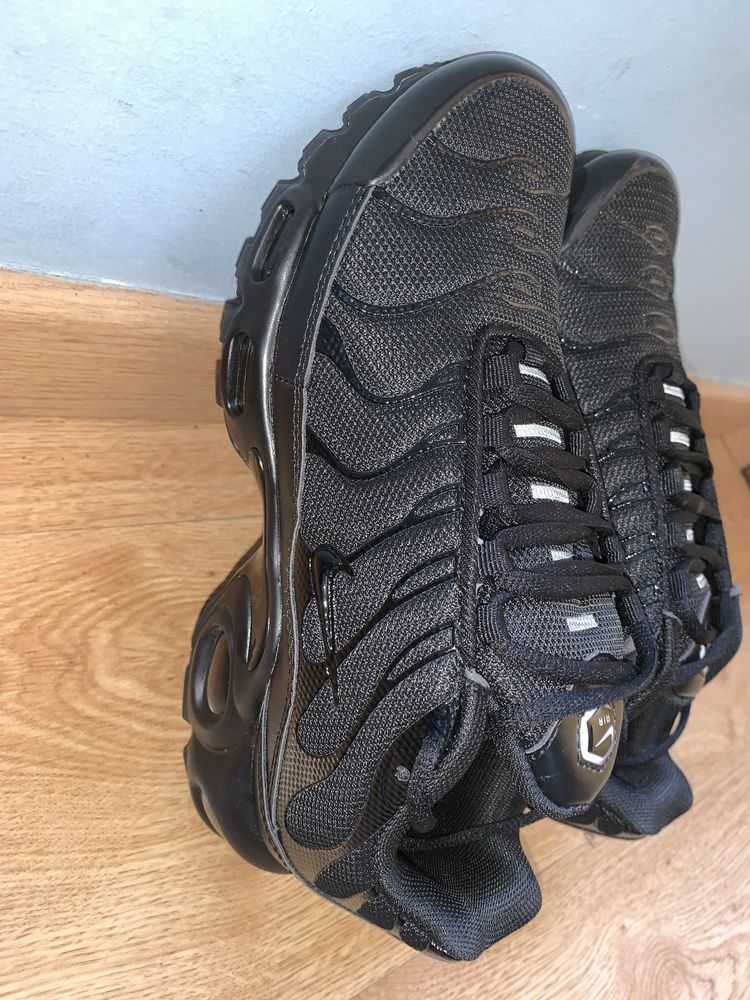 Nike tn air nova
