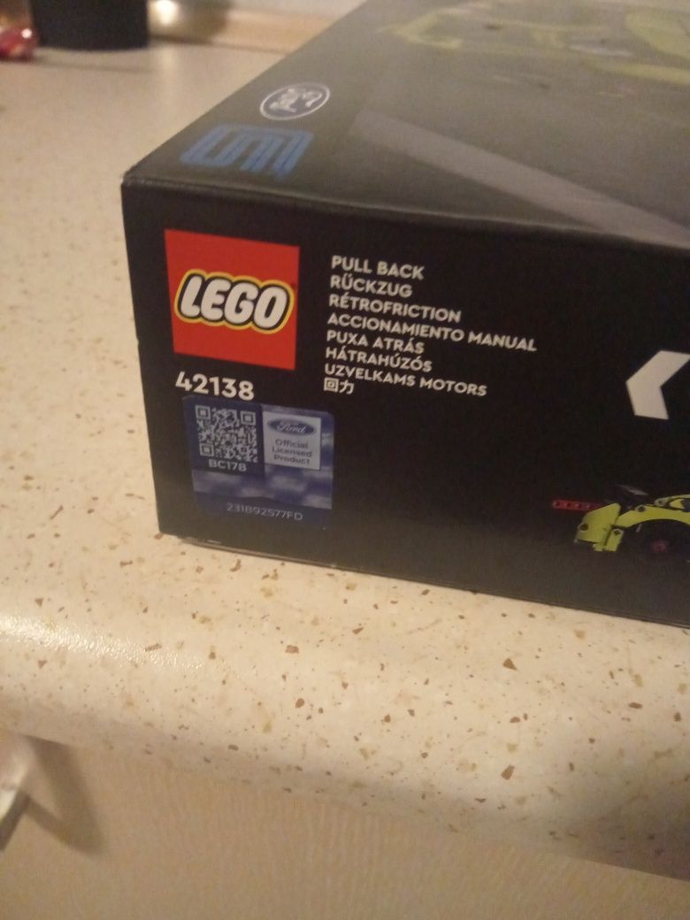 Klocki LEGO shelby GT 500