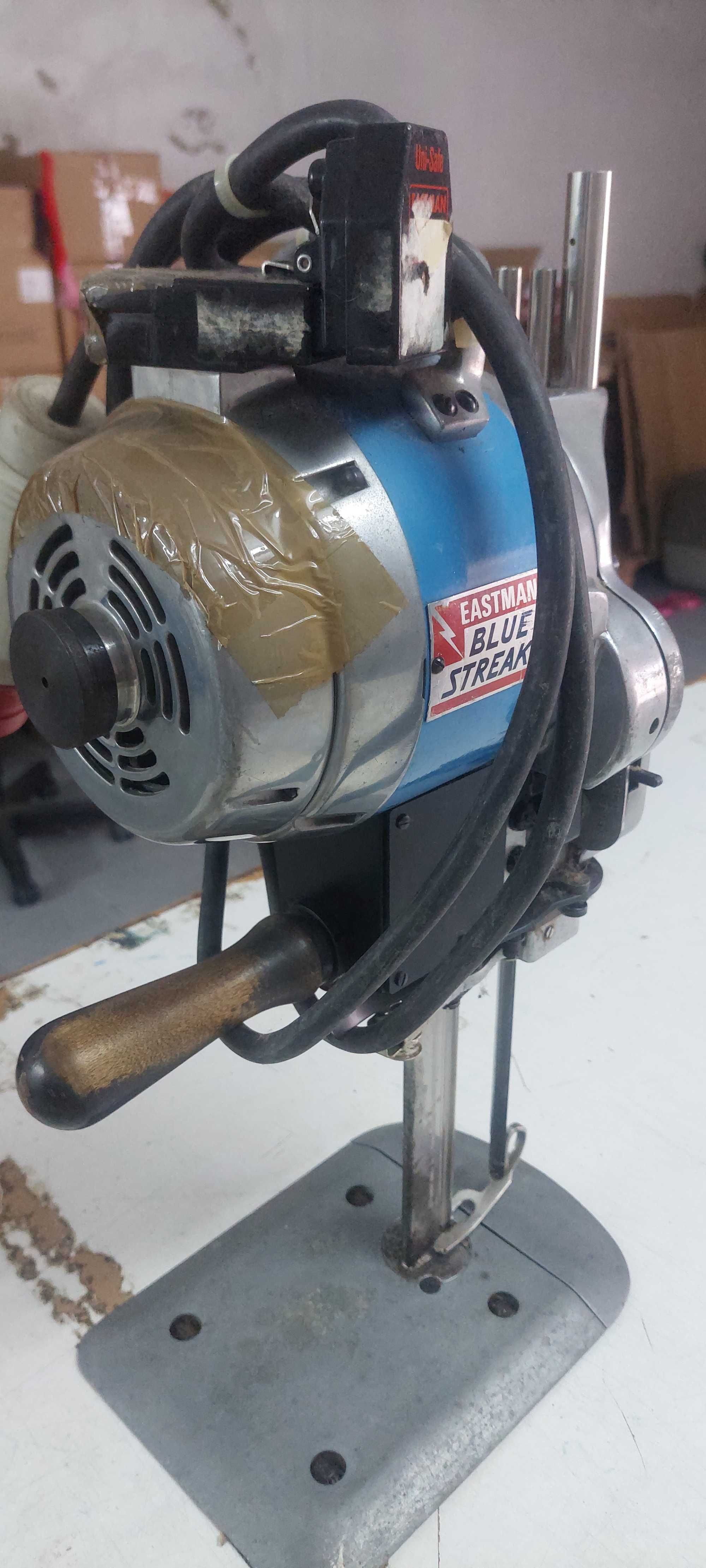 Maquina de corte tecidos profissional