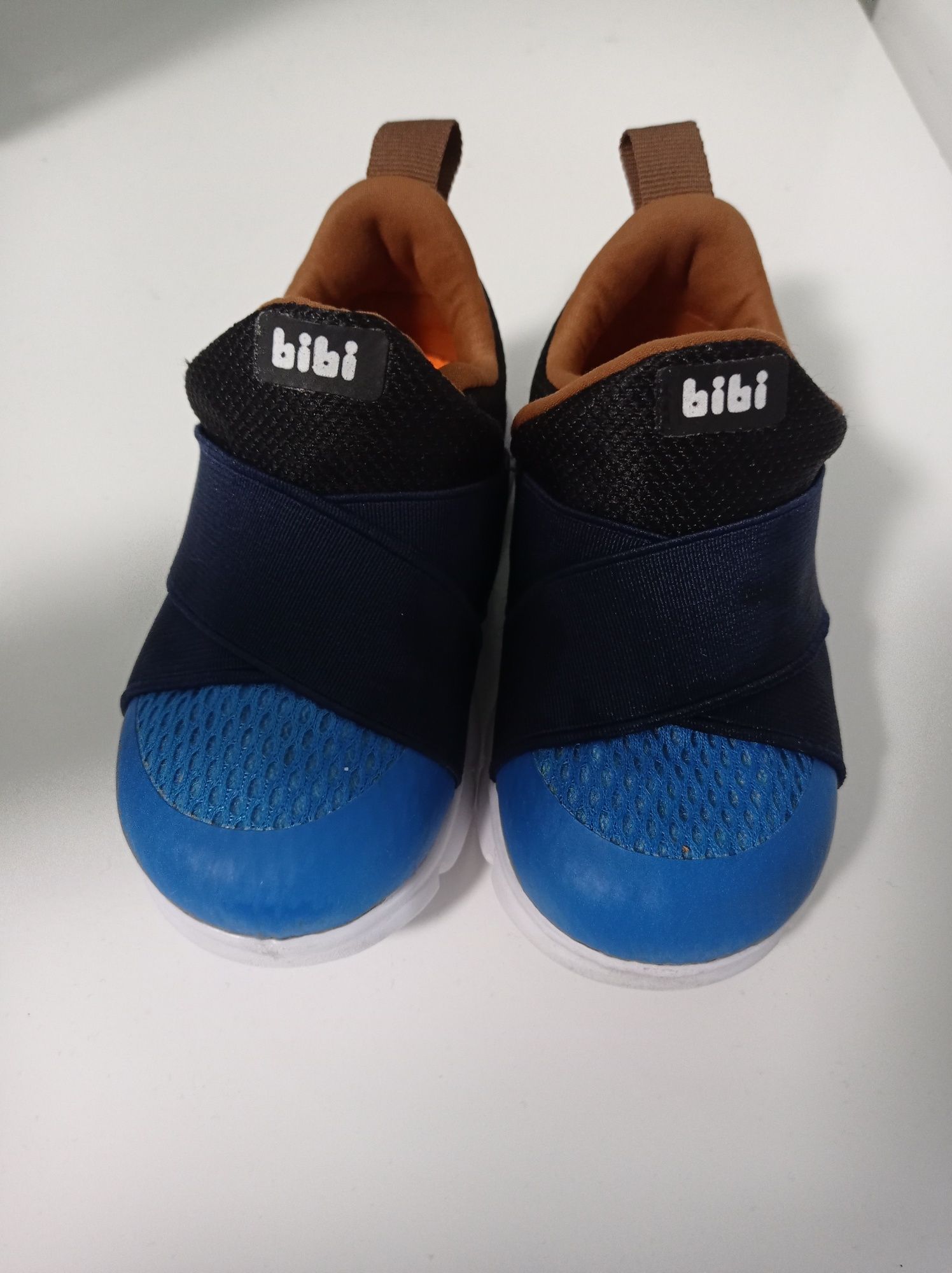 Trampki buty  firmy BIBI rozmiar 23