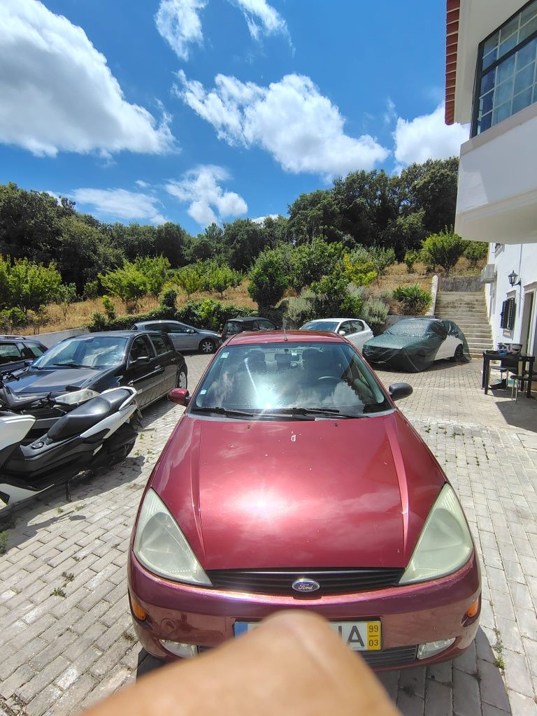 FORD FOCUS 1.6 GHIA bom estado!