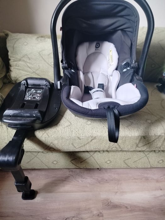 Fotelik łupina baza