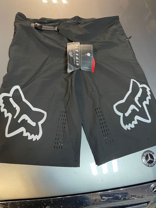 Spodenki na rower FOX 38