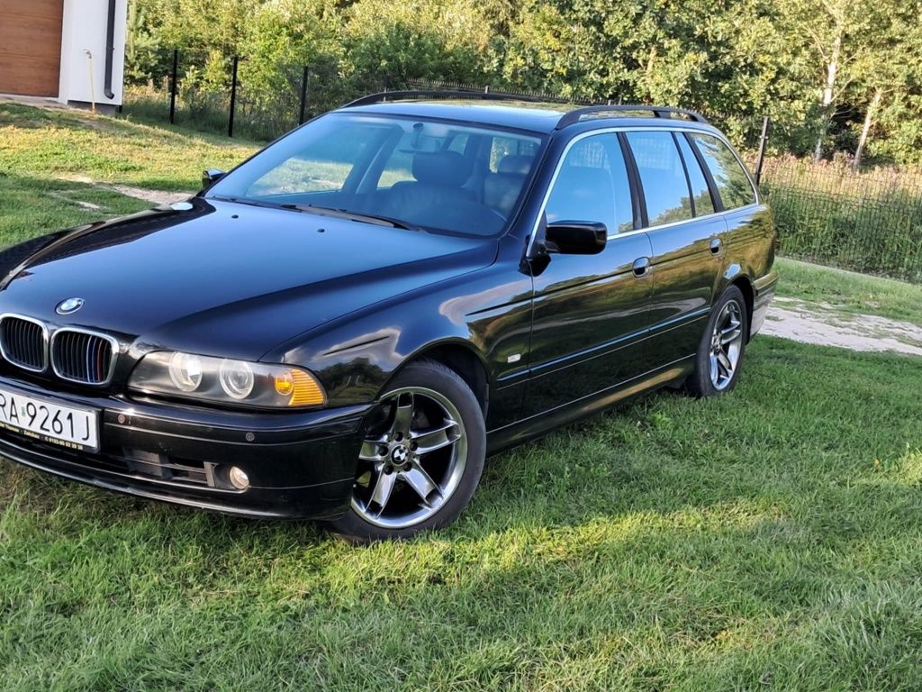 BMW E39 turing stan bardzo dobry