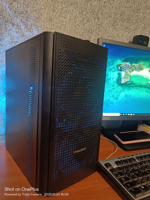 Гарний ПК.   .  .