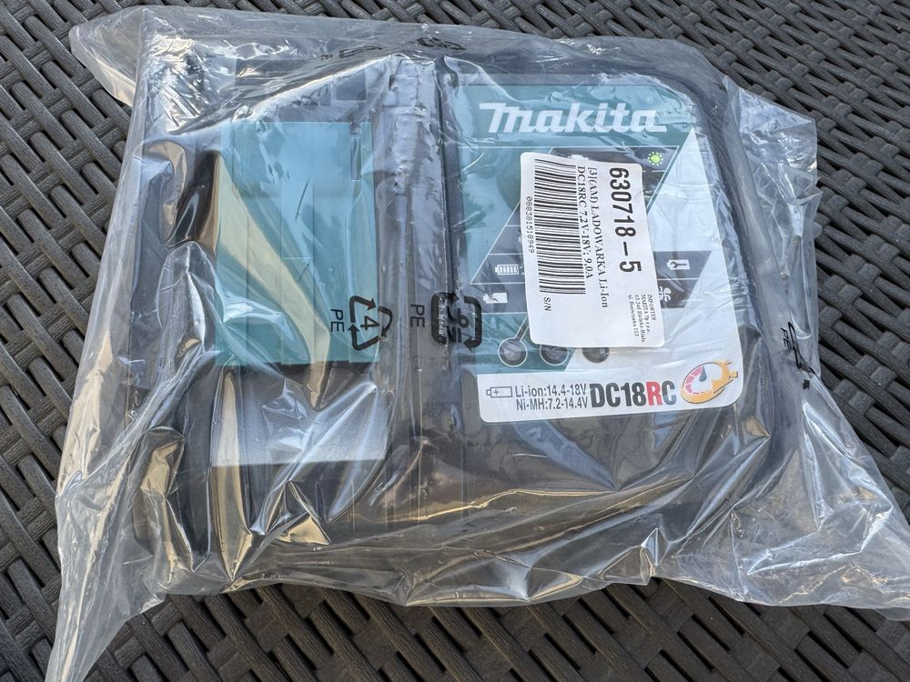 NOWA Szybka Ładowarka makita DC18RC 14,4 - 18V na baterię 3.0 5.0 itp