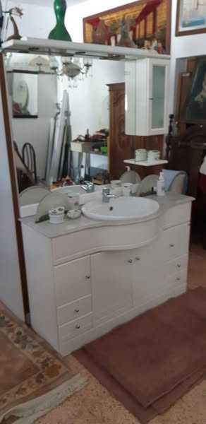 movel de casa de banho