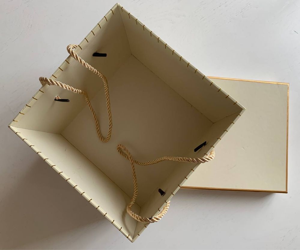 Шляпная коробка для хранения, упаковки подарка высота 17 см