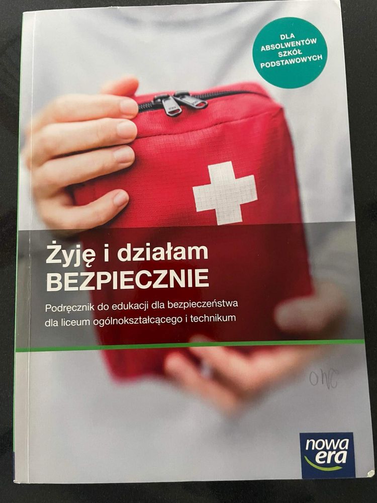 Podręcznik do EDB Żyję i działam BEZPIECZNIE