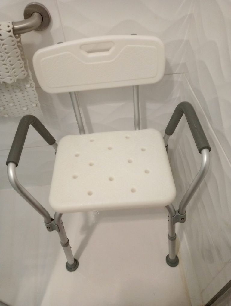 Confortável cadeira de banho