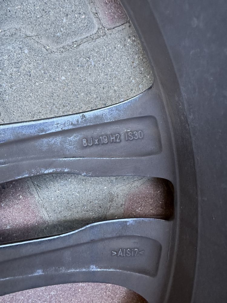 Felgi aluminiowe M BMW GT 3 (f34) 19-stki, 2 szerokości, z oponami.