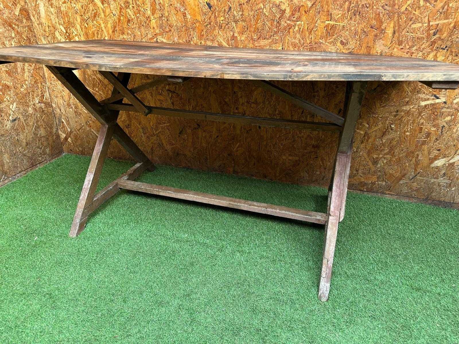 Mesa antiga, rustica, centenária em pinho