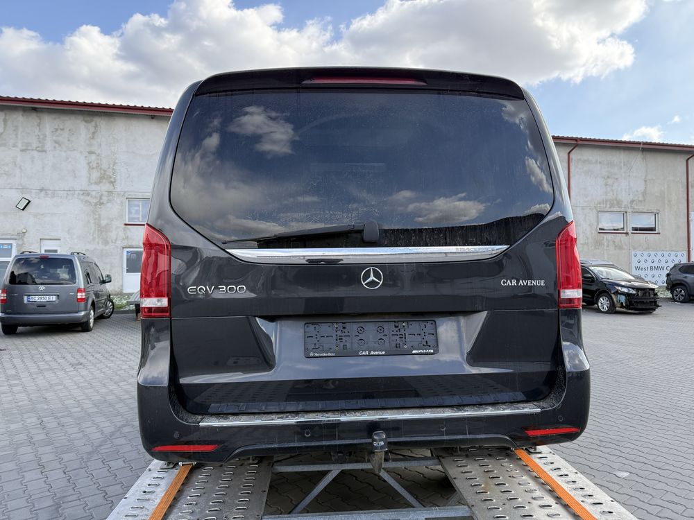 Бампер задній дверка ляда кришка багажника стоп Vito W447 V-class EQV