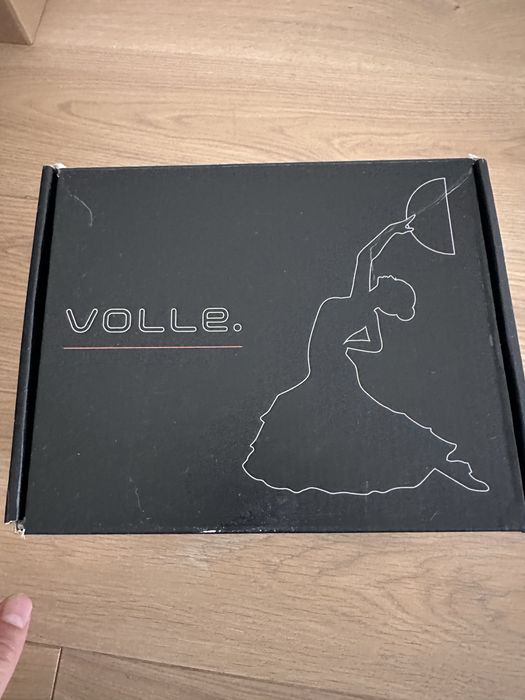 Змішувач для ванни/душу VOLLE Mora з виливом для ванни