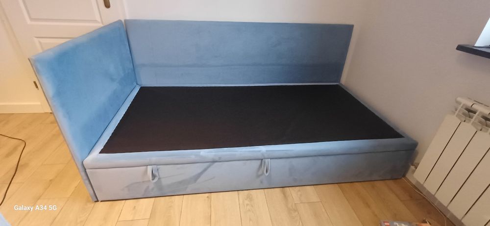 Łóżko tapicerowane niebieskie 100x200