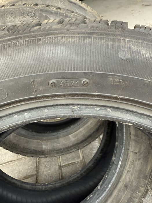 Продам зимові шини TIGAR WINTER 215/55 R17