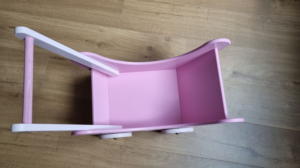 Drewniany wózek dla lalek, różowy