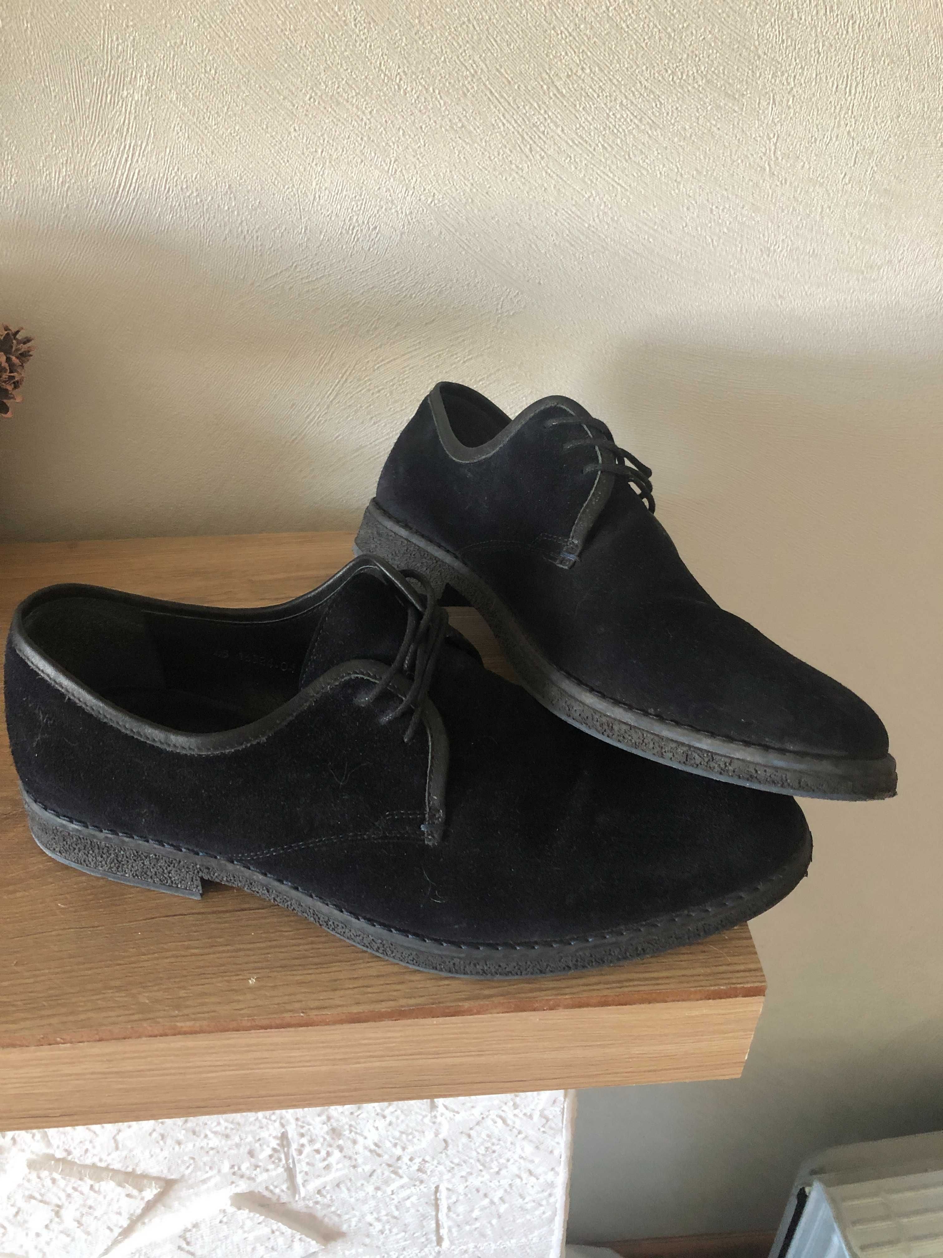 Продам чоловічі туфлі класика р45 замшеві