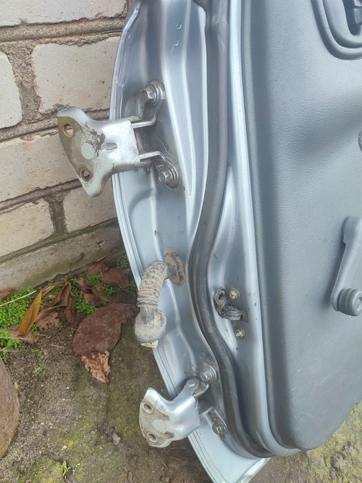 Дверь задняя правая ланос lanos daewoo.Вєтровик