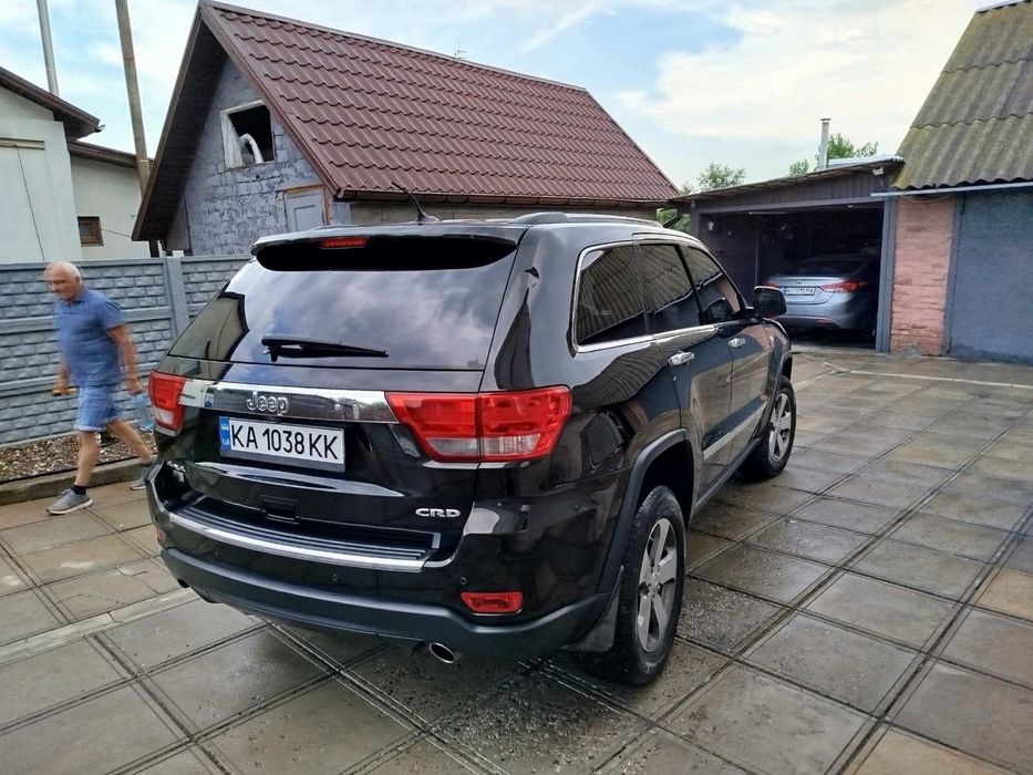 Продам Jeep Grand Cherokee 2012