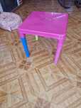 Mesa e mota criança