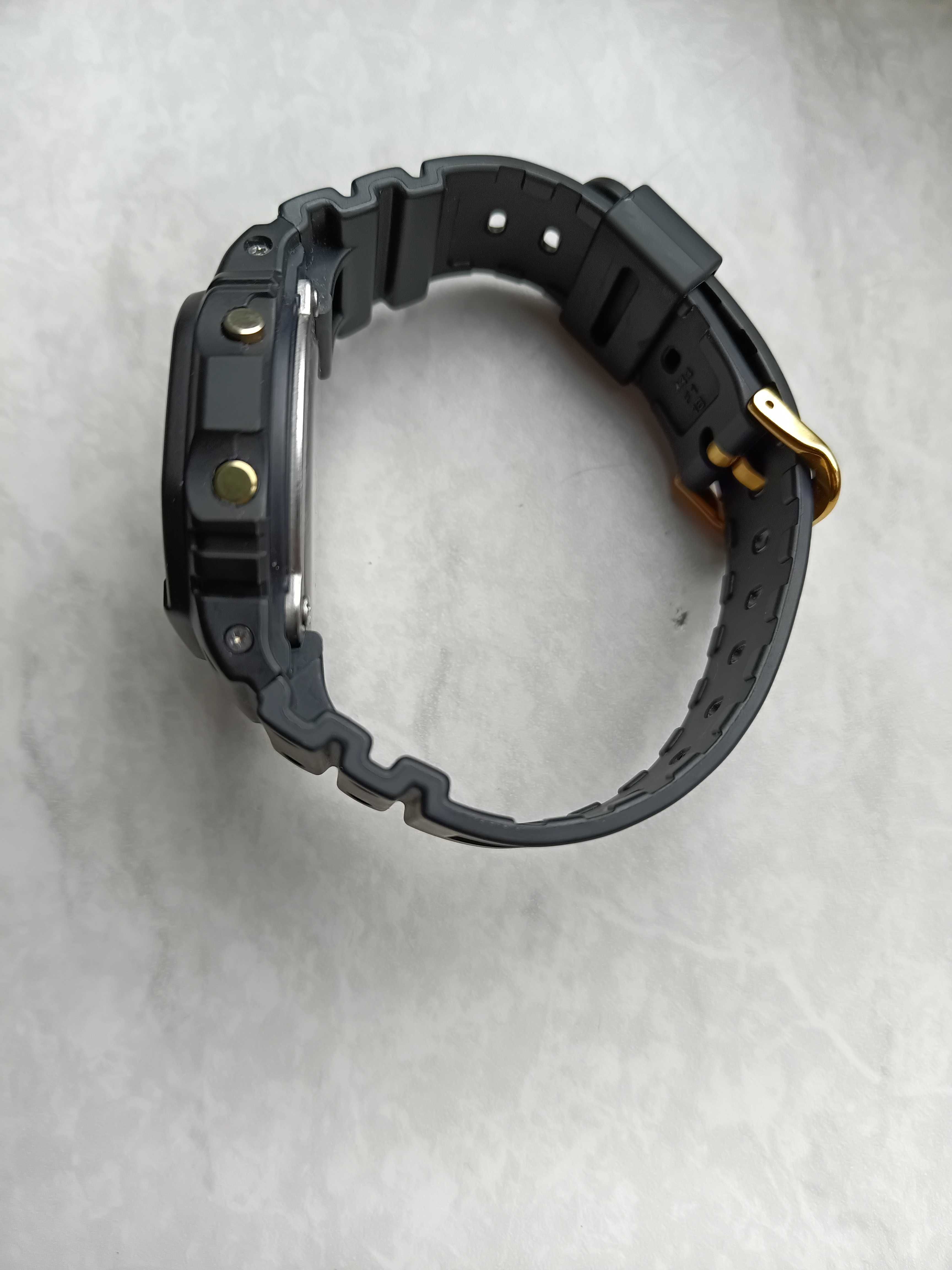 Casio g shock DW 5600E