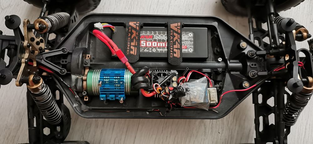 VKAR Racing Bison 4WD 1:10 машинка на радіокеруванні Brushless