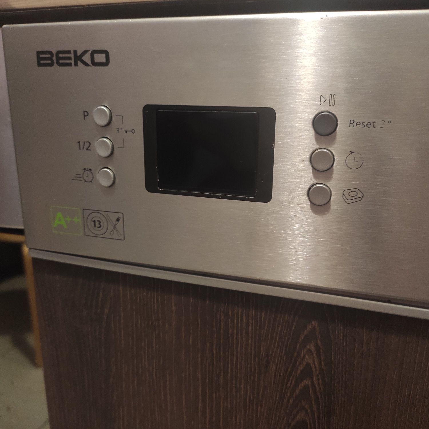 Zmywarka Beko DSN 6841 FX do zabudowy