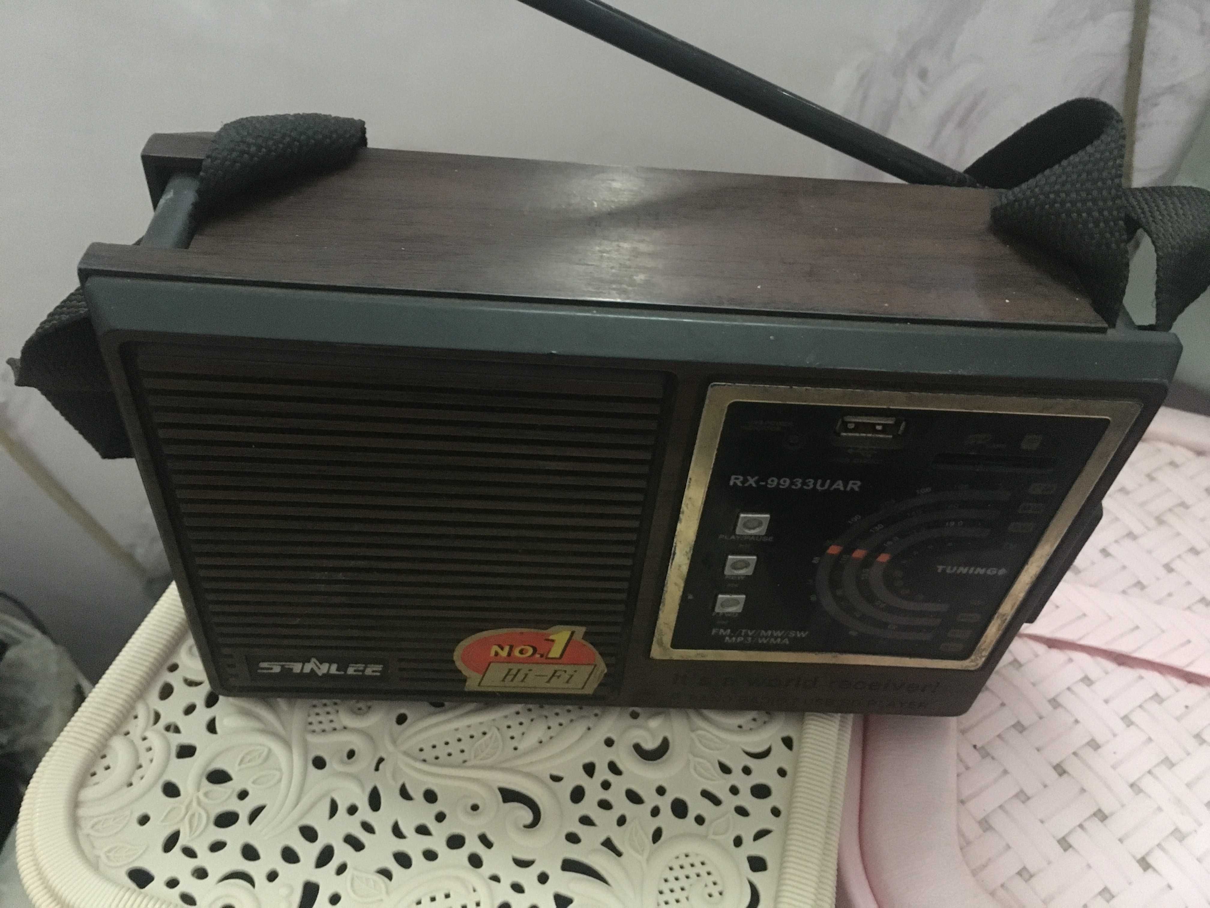 радіоприймачі магнітофони радіо