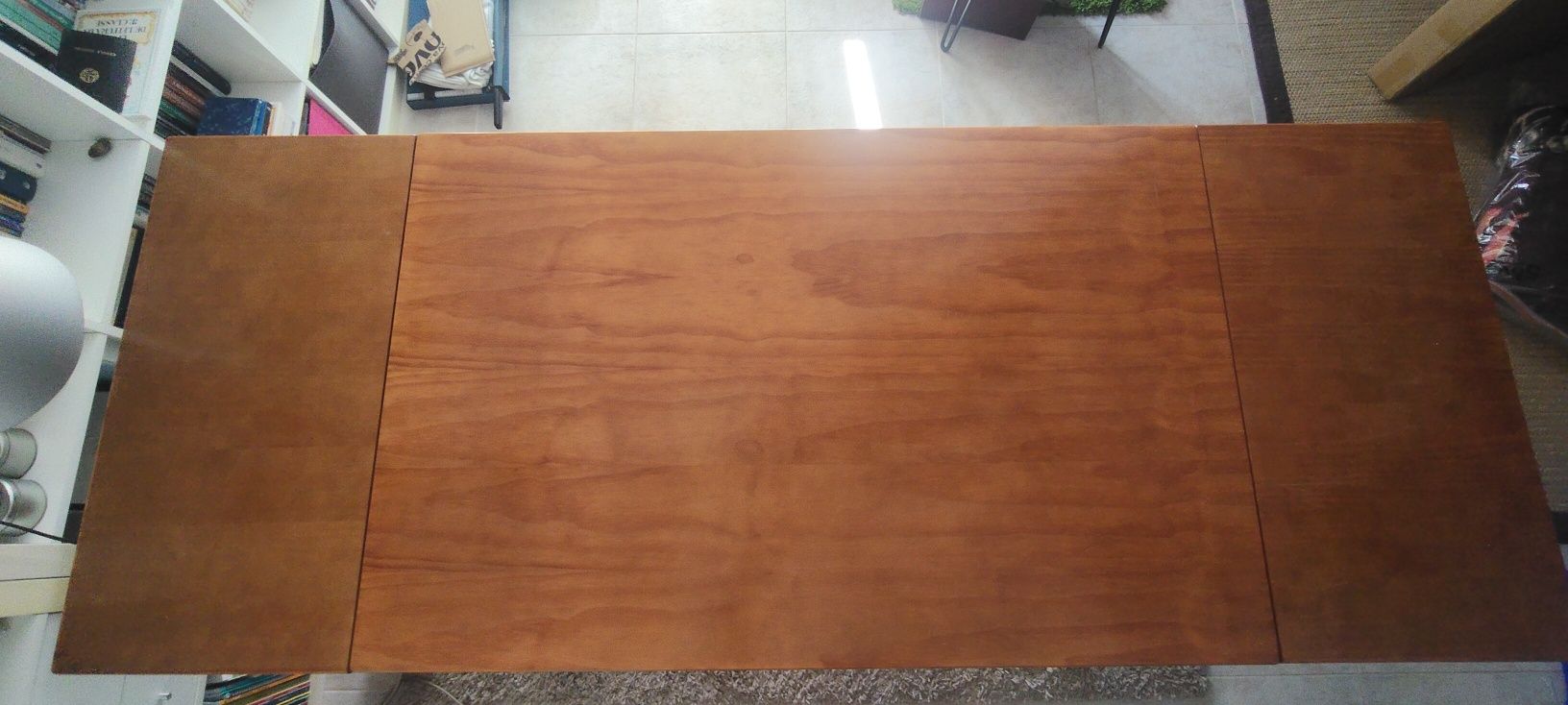 Mesa de jantar .