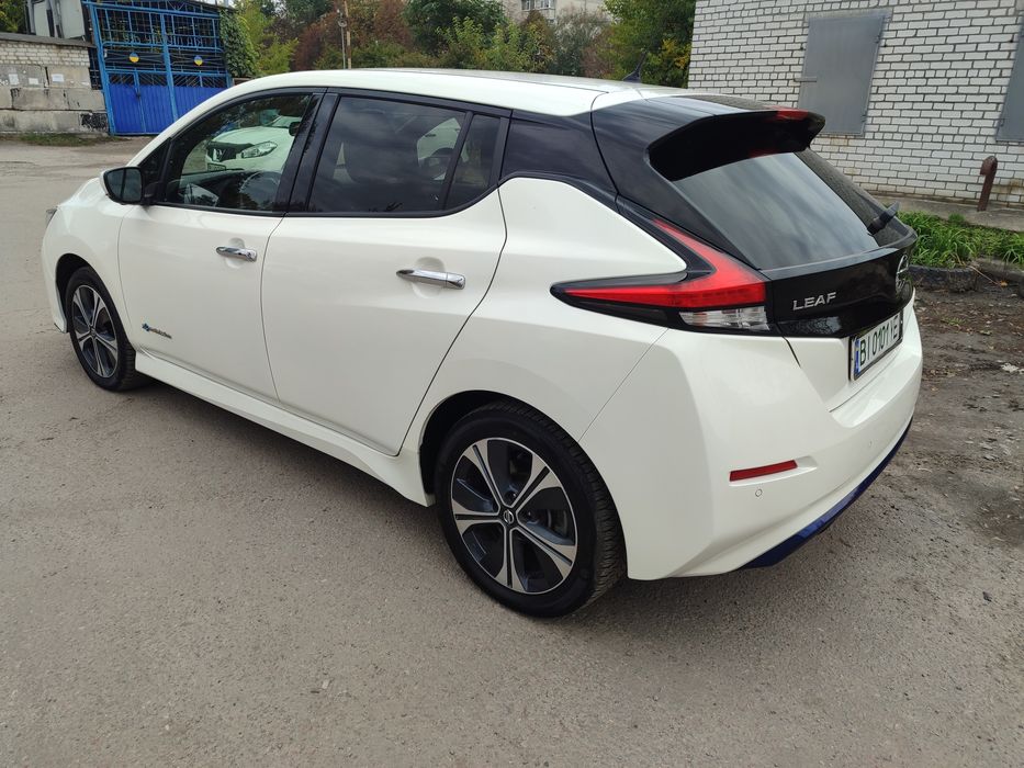 Nissan leaf 09.12.2019 рік 62kw