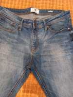 Spodnie jeans damskie