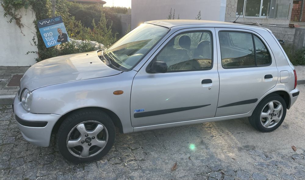 Nissan Micra 1.0 Blue Cinzento