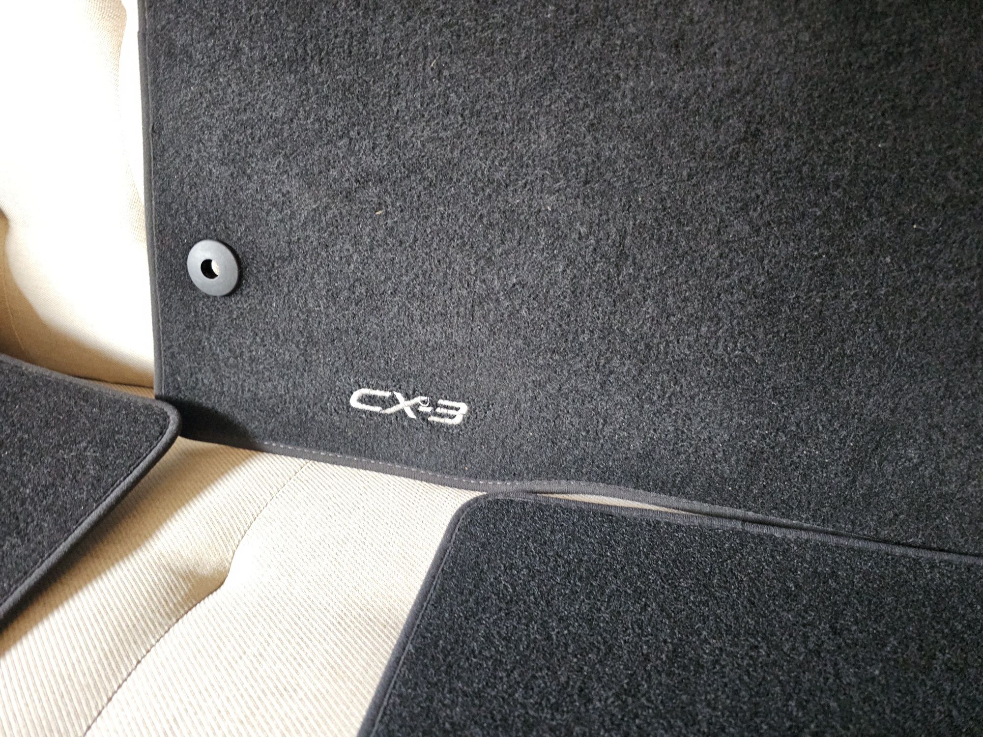 Tapetes Auto  originais Mazda cx3