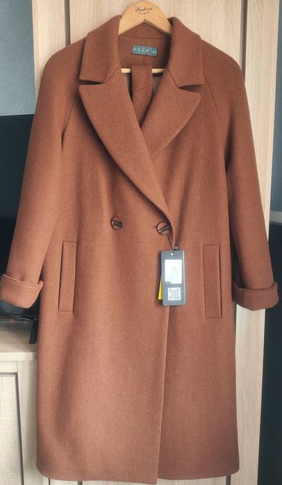 Пальто утеплене ( нове)