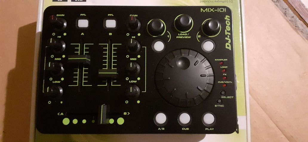 Sprzedam mikser DJ MIX-101 jak nowy.