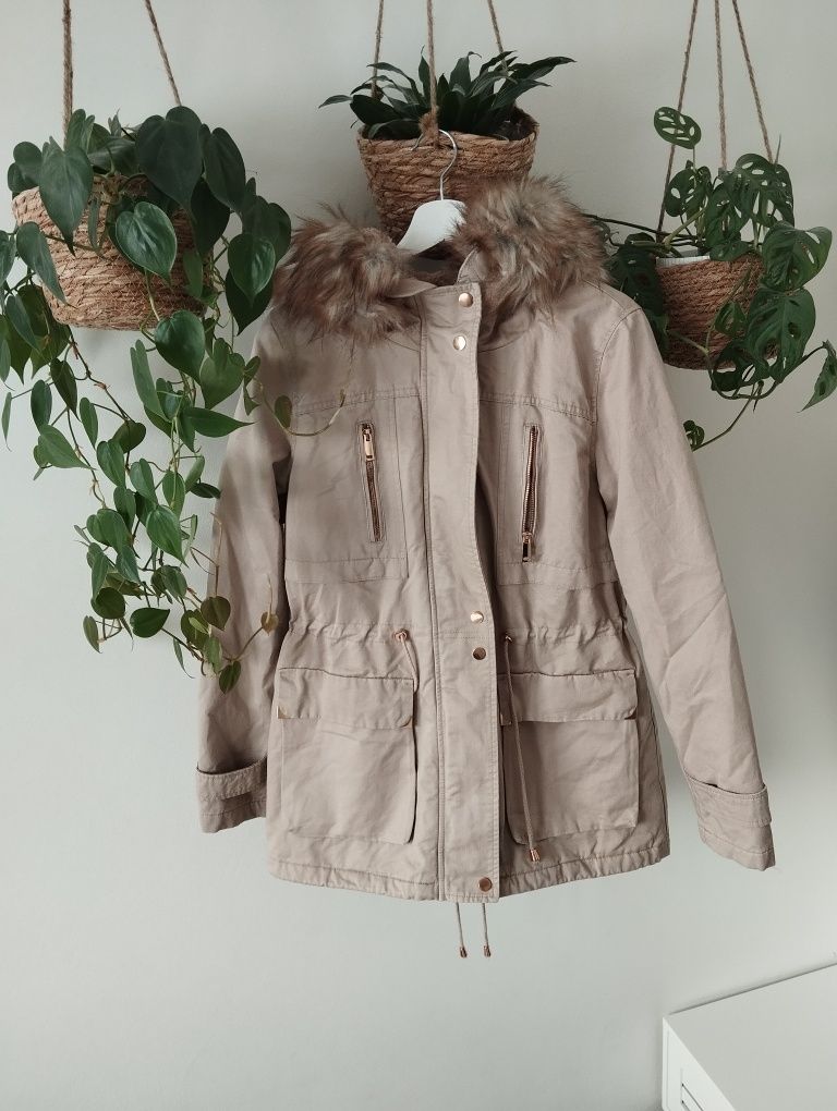 Zimowa damska kurtka, beżowa, parka, z futerkiem r.38 Atmophere